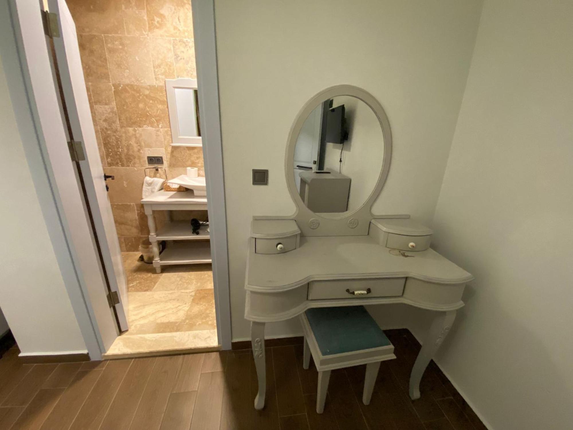 Mara Koeyici Bed & Breakfast Çeşme Eksteriør bilde