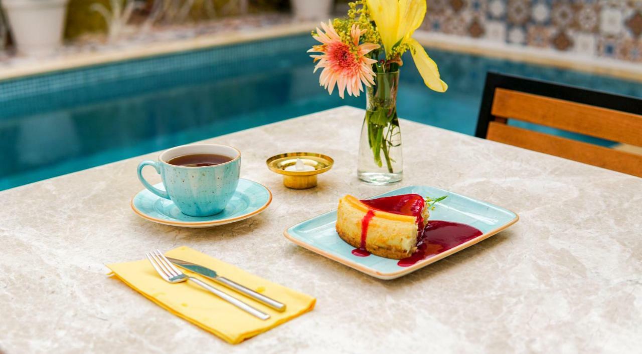 Mara Koeyici Bed & Breakfast Çeşme Eksteriør bilde